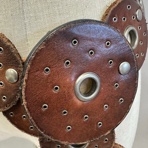 Western boho leather Disc Concho Belt Brown silver grommets one size adjustable - Picture 4 of 14